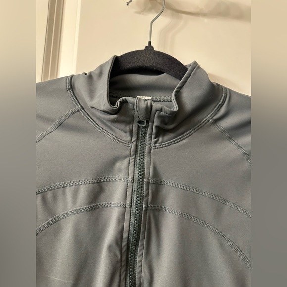 Cropped Workout Jacket 1/2 Zip Pullover - Picture 2 of 4